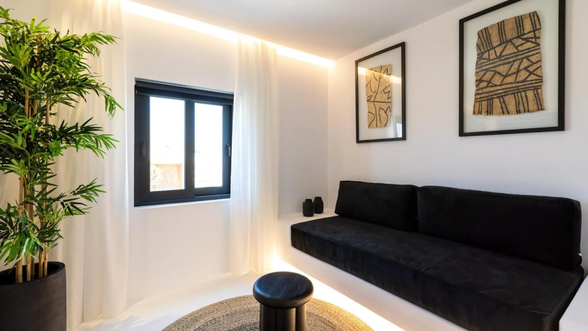 Mykonos Town Black Villa With Cave Heated Pool 0*, Mykonos Town