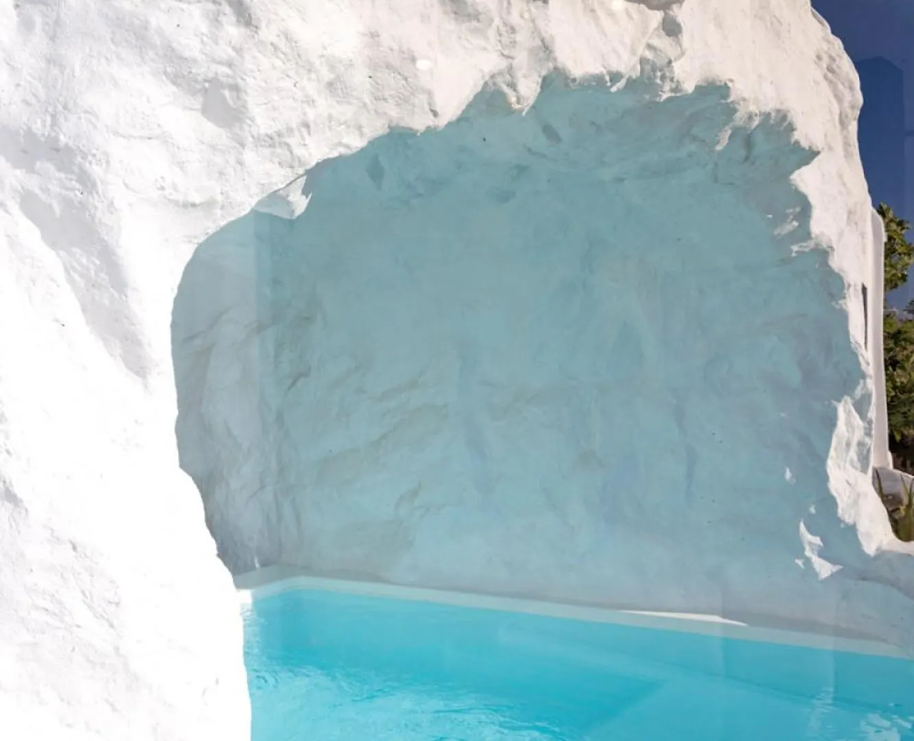 Mykonos Town Black Villa With Cave Heated Pool יוון